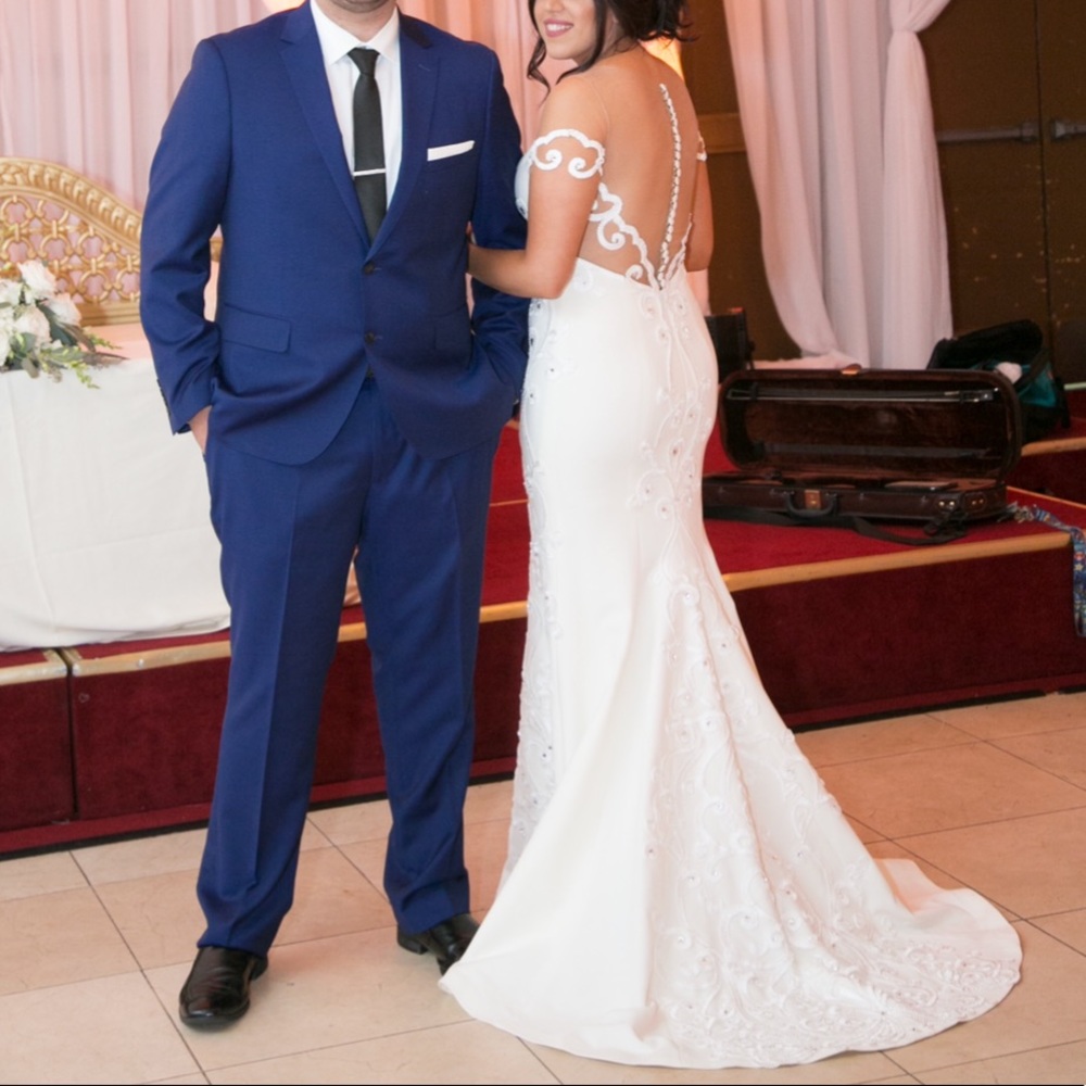 Wedding dress